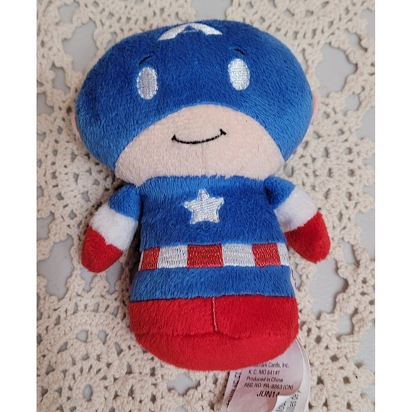 Hallmark, 4" Itty Bittys. Captain America and Batgirl. Great‎ Condition. - Picture 3 of 6